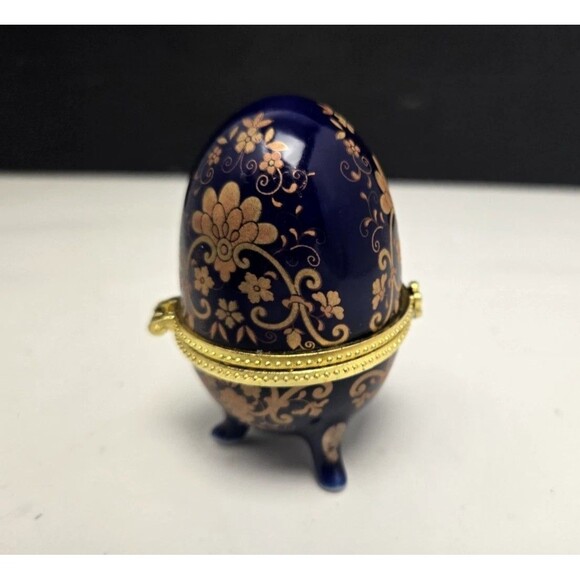 Cobalt Blue Egg Trinket Box Footed Porcelain Hinged Lid Floral Design Vintage 3" - Picture 9 of 15
